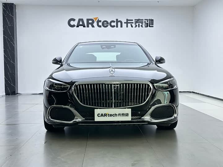 Фото 2 - Mercedes-Benz Maybach S-Class