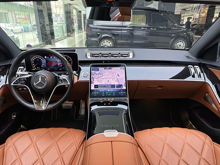 Фото 9 - Mercedes-Benz Maybach S-Class