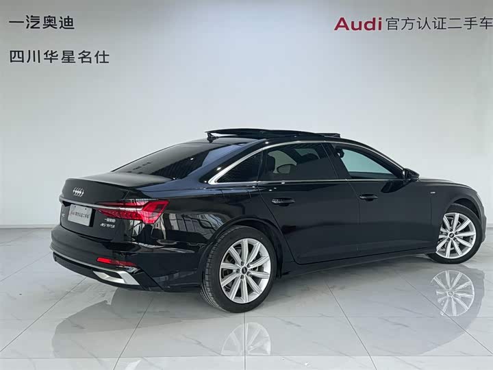 Фото 4 - Audi A6L