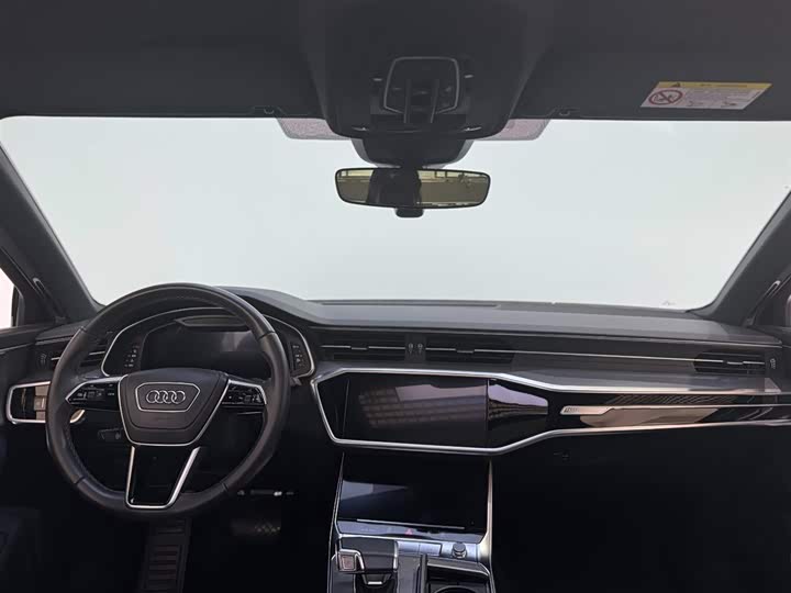 Фото 6 - Audi A6L