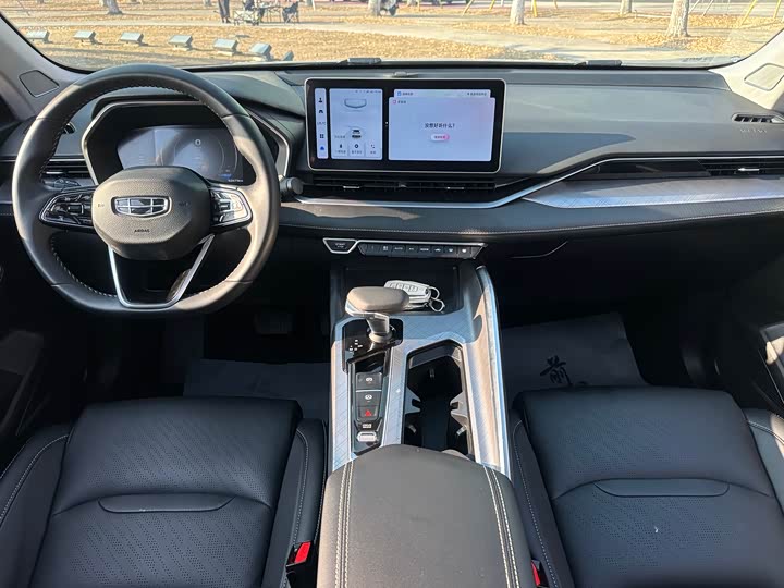 Фото 9 - Geely Preface