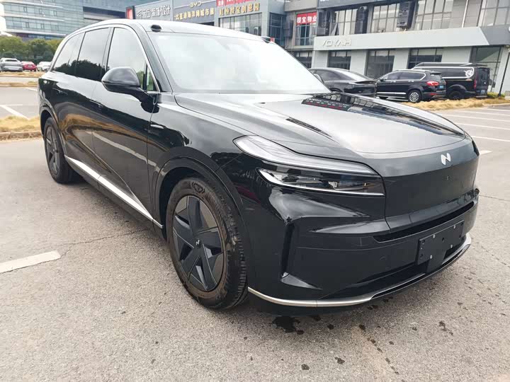 Фото 3 - Nio Onvo L90