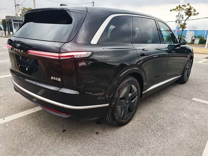 Фото 5 - Nio Onvo L90