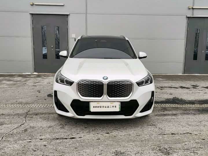 Фото 7 - BMW iX1