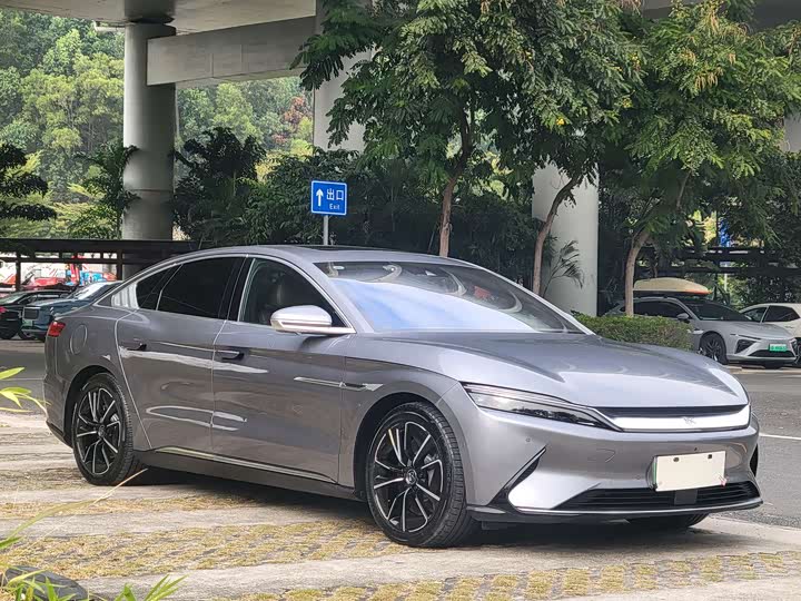 Фото 3 - BYD Han