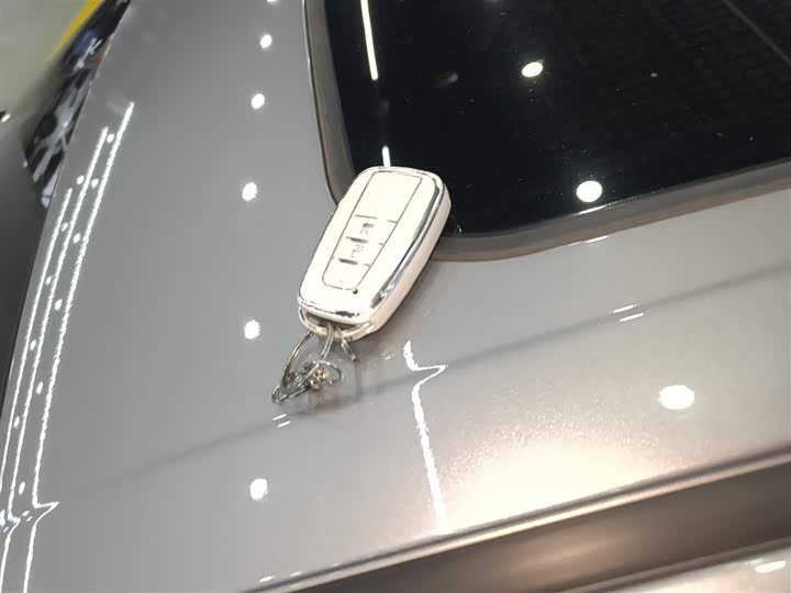 Фото 9 - Toyota Camry