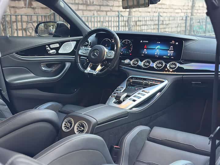 Фото 6 - Mercedes-Benz AMG GT