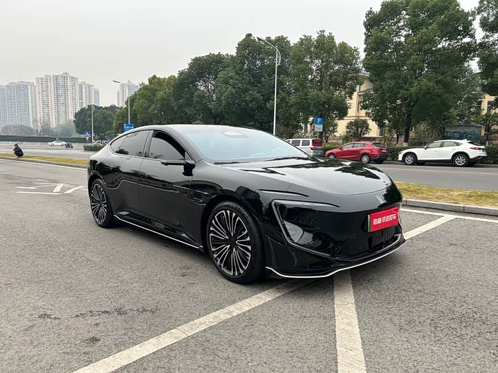 Фото 3 - Avatr 12