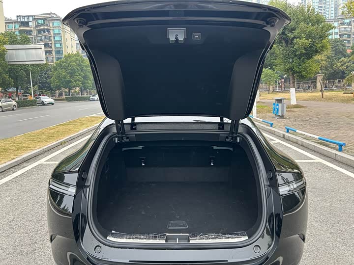 Фото 8 - Avatr 12