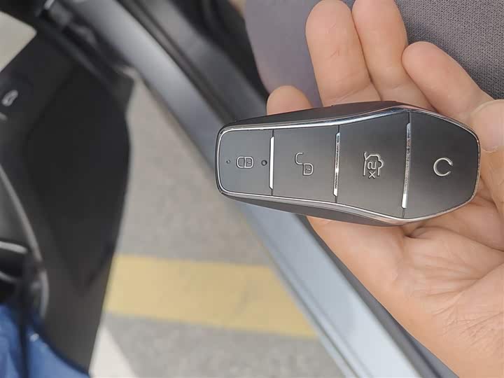 Фото 9 - BYD Qin Plus