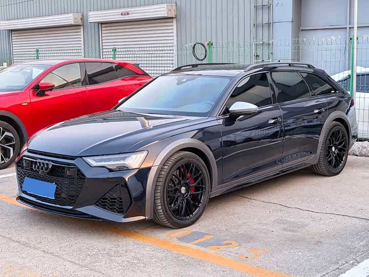 Фото 1 - Audi A6