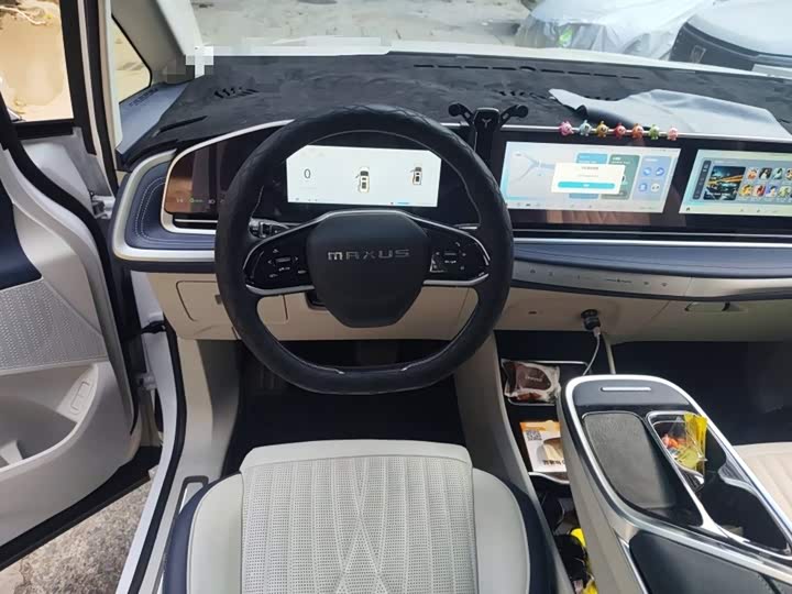 Фото 3 - Maxus G90