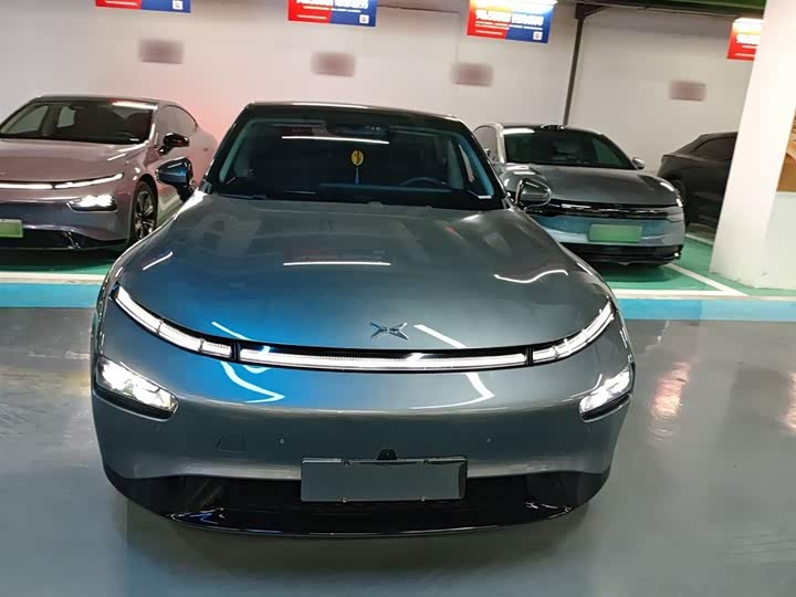 Фото 3 - XPeng P7