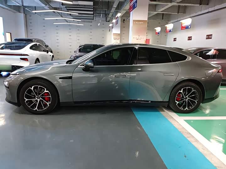 Фото 5 - XPeng P7