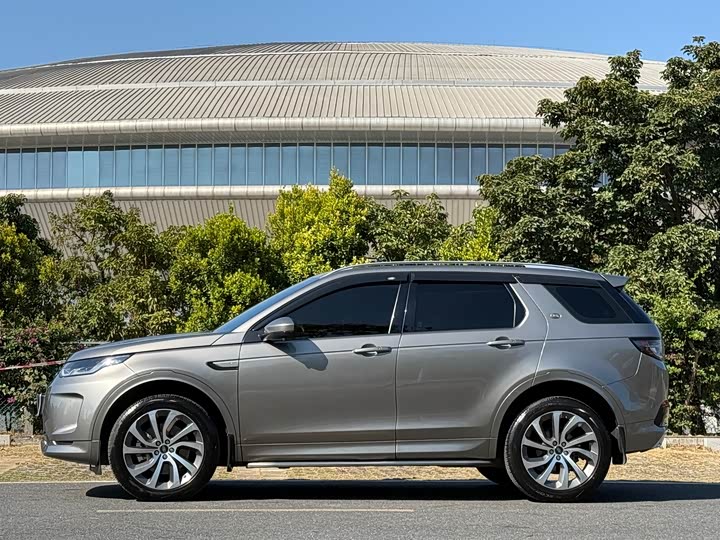 Фото 9 - Land Rover Discovery Sport