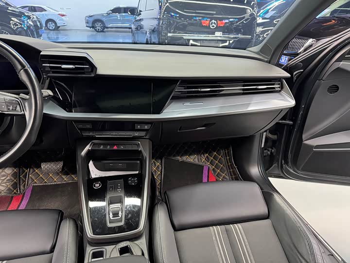 Фото 9 - Audi A3