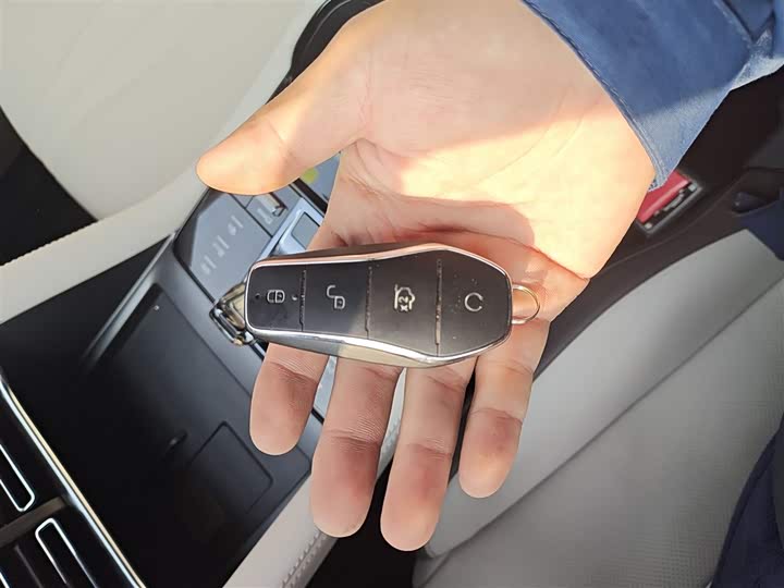 Фото 9 - BYD Song Plus Hybrid/EV