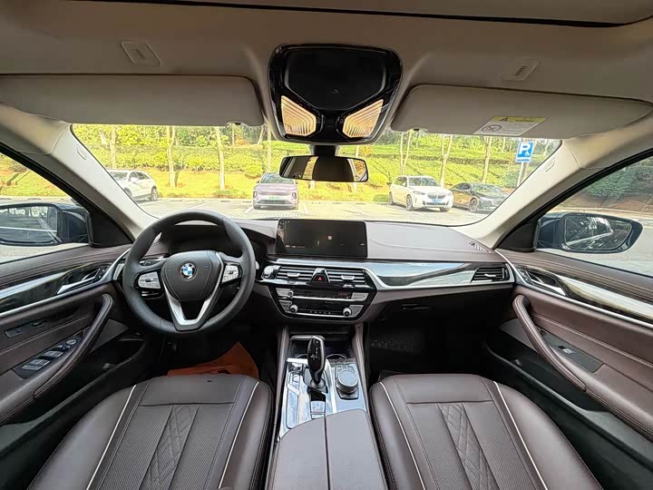 Фото 7 - BMW 5 Series