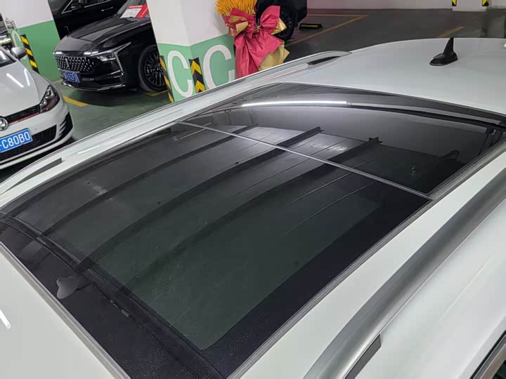 Фото 4 - Volkswagen T-Roc