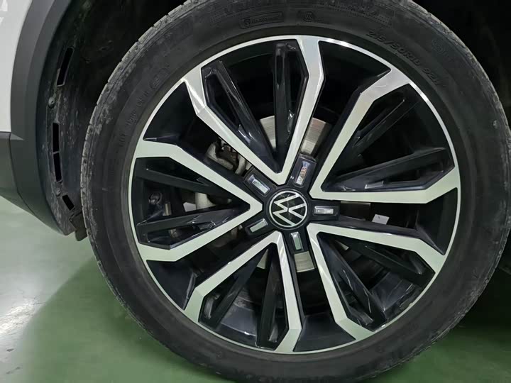 Фото 6 - Volkswagen T-Roc