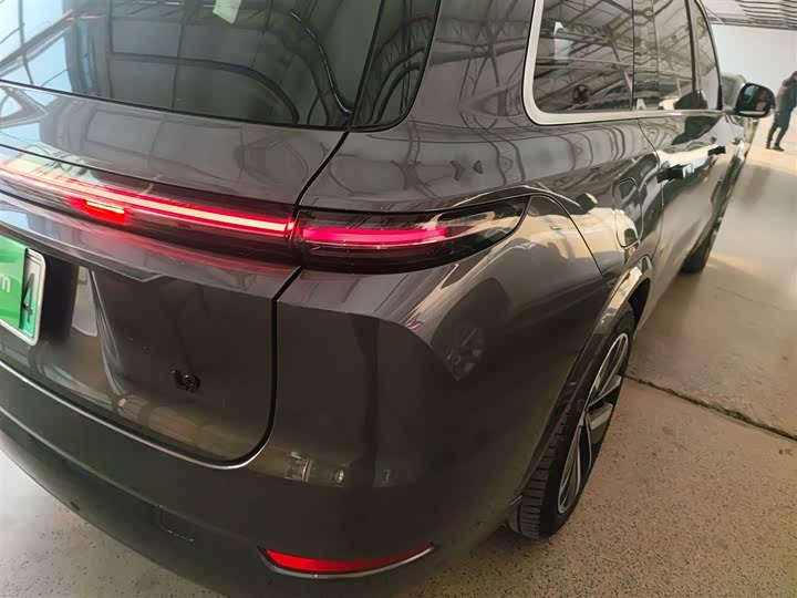 Фото 8 - LiXiang L9