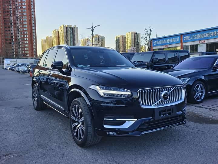 Фото 3 - Volvo XC90