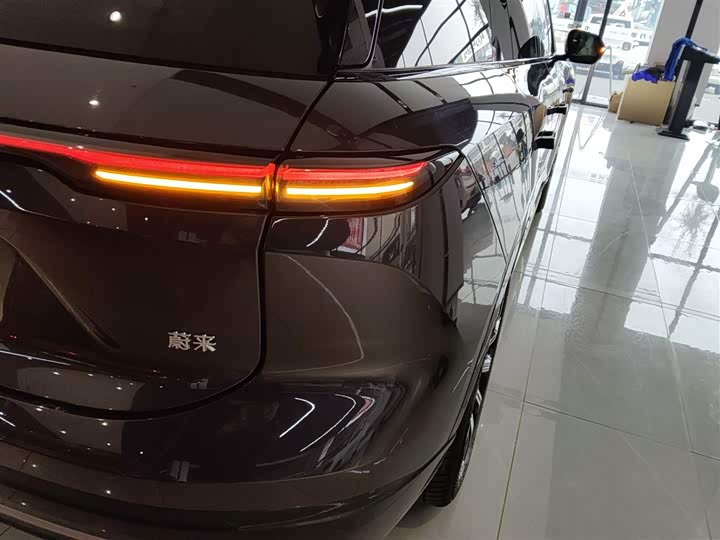 Фото 8 - Nio ES6