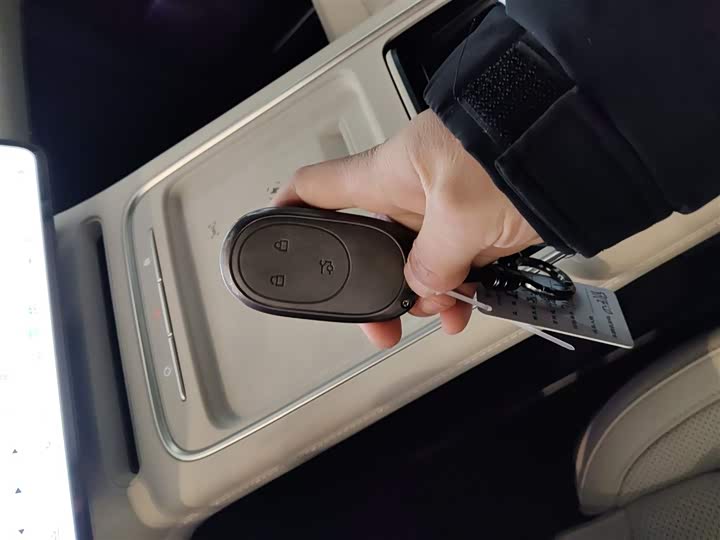 Фото 9 - Nio ES6