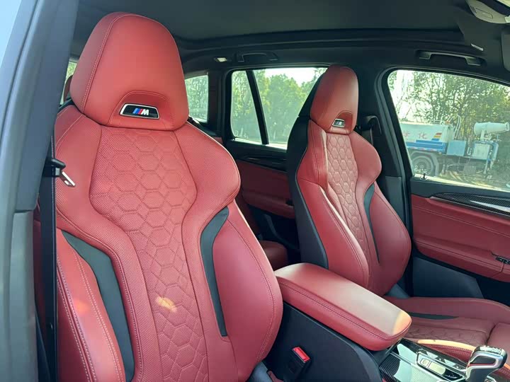 Фото 9 - BMW X3 M