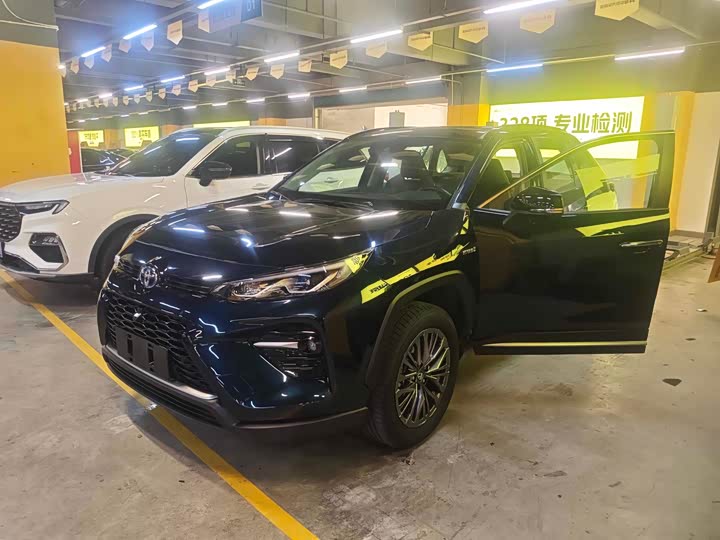 Фото 1 - Toyota Wildlander