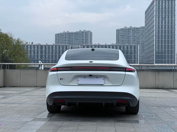 Фото 6 - Nio ET5
