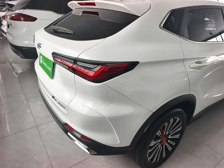 Фото 8 - Changan Oshan X5