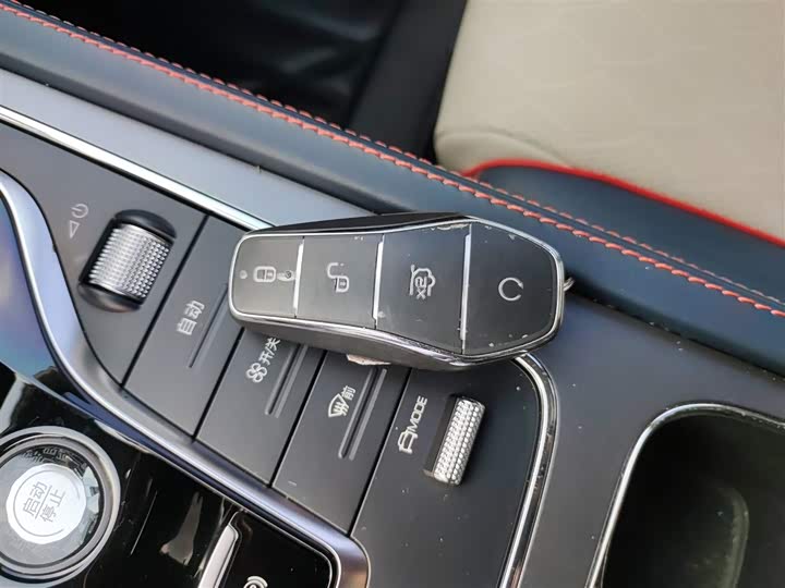 Фото 9 - BYD Yuan Plus