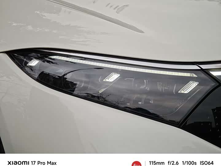 Фото 7 - Mercedes-Benz EQS