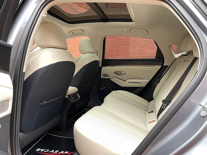 Фото 9 - BYD Qin L