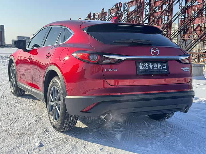 Фото 5 - Mazda CX-4