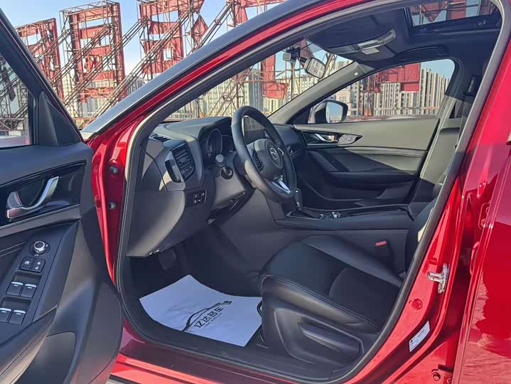 Фото 7 - Mazda CX-4