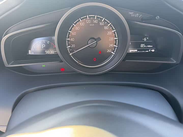 Фото 9 - Mazda CX-4