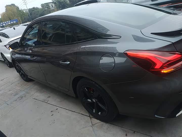 Фото 5 - MG Motor 5 Scorpio