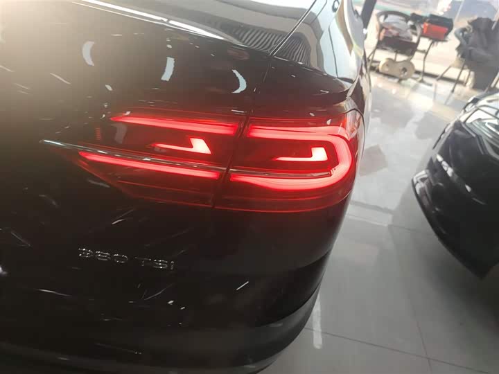 Фото 8 - Volkswagen Phideon