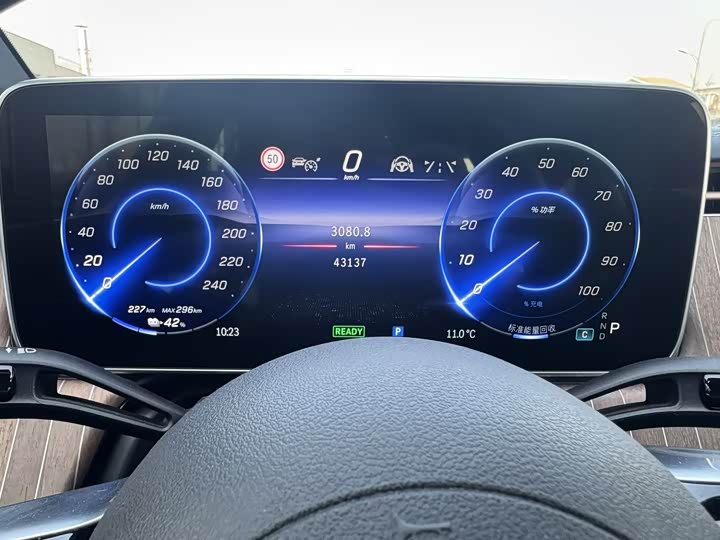 Фото 3 - Mercedes-Benz EQE