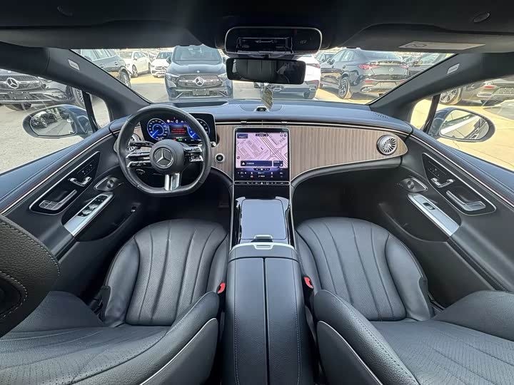 Фото 4 - Mercedes-Benz EQE