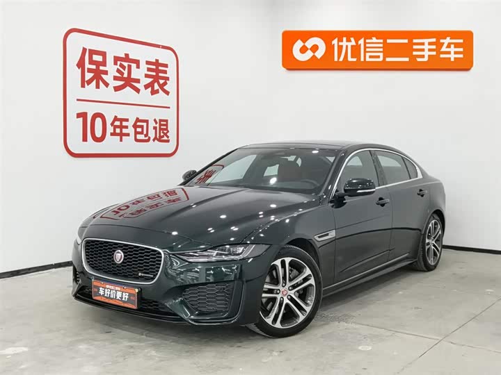 Фото 1 - Jaguar XE L