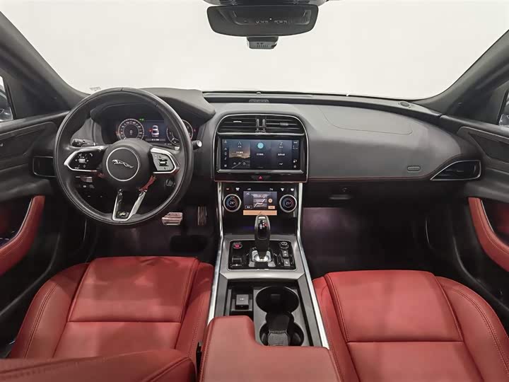 Фото 5 - Jaguar XE L