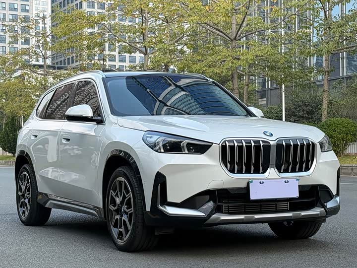 Фото 3 - BMW X1