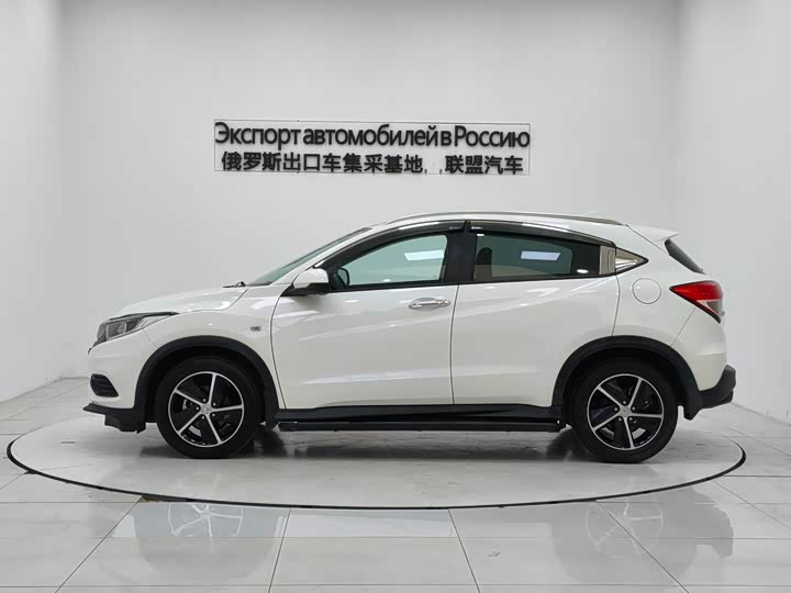 Фото 3 - Honda Vezel