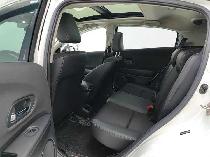 Фото 5 - Honda Vezel