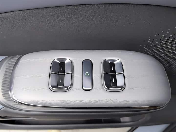 Фото 9 - XPeng G7