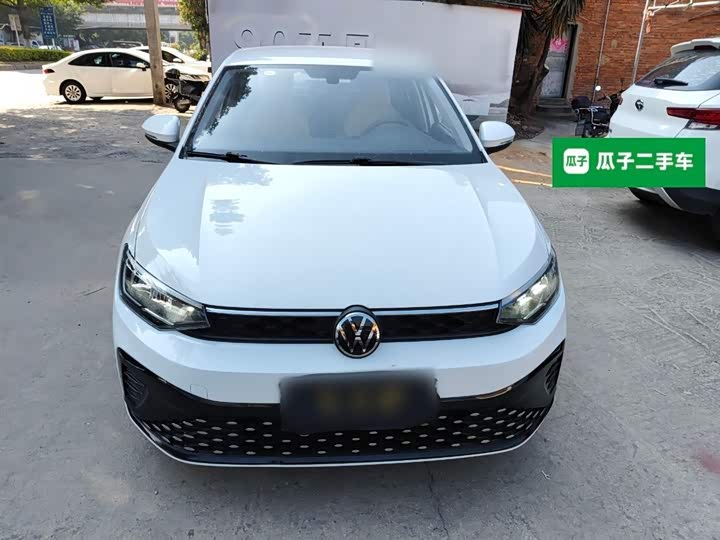 Фото 3 - Volkswagen Lavida