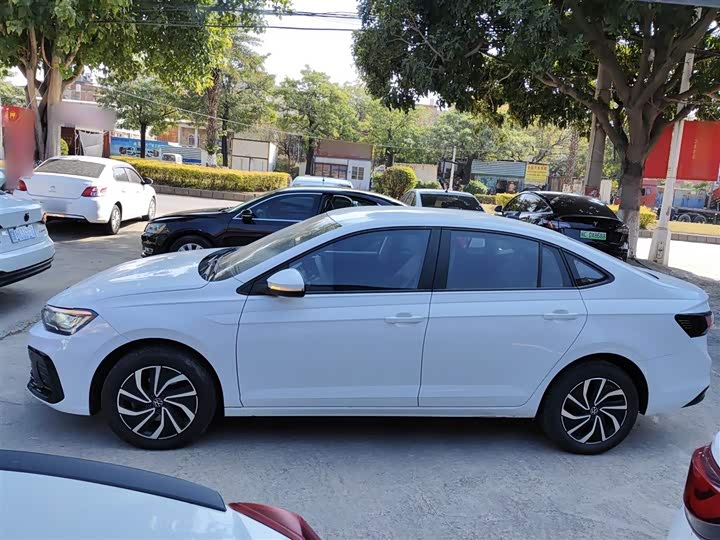 Фото 5 - Volkswagen Lavida